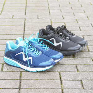 MBT コロラドX ロイヤルライラック　　24 MBT COLORADO X Women's Outdoor Shoe in Grey/Berry